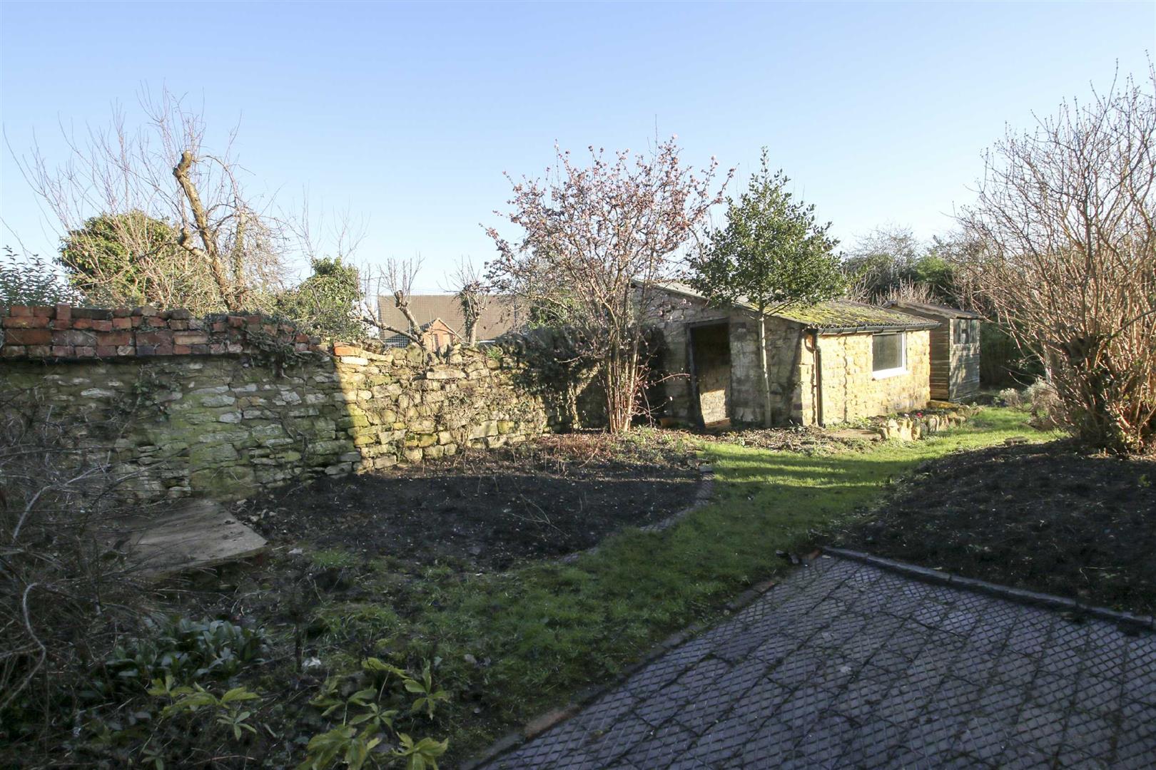 Yardley Road, Cosgrove, Milton Keynes